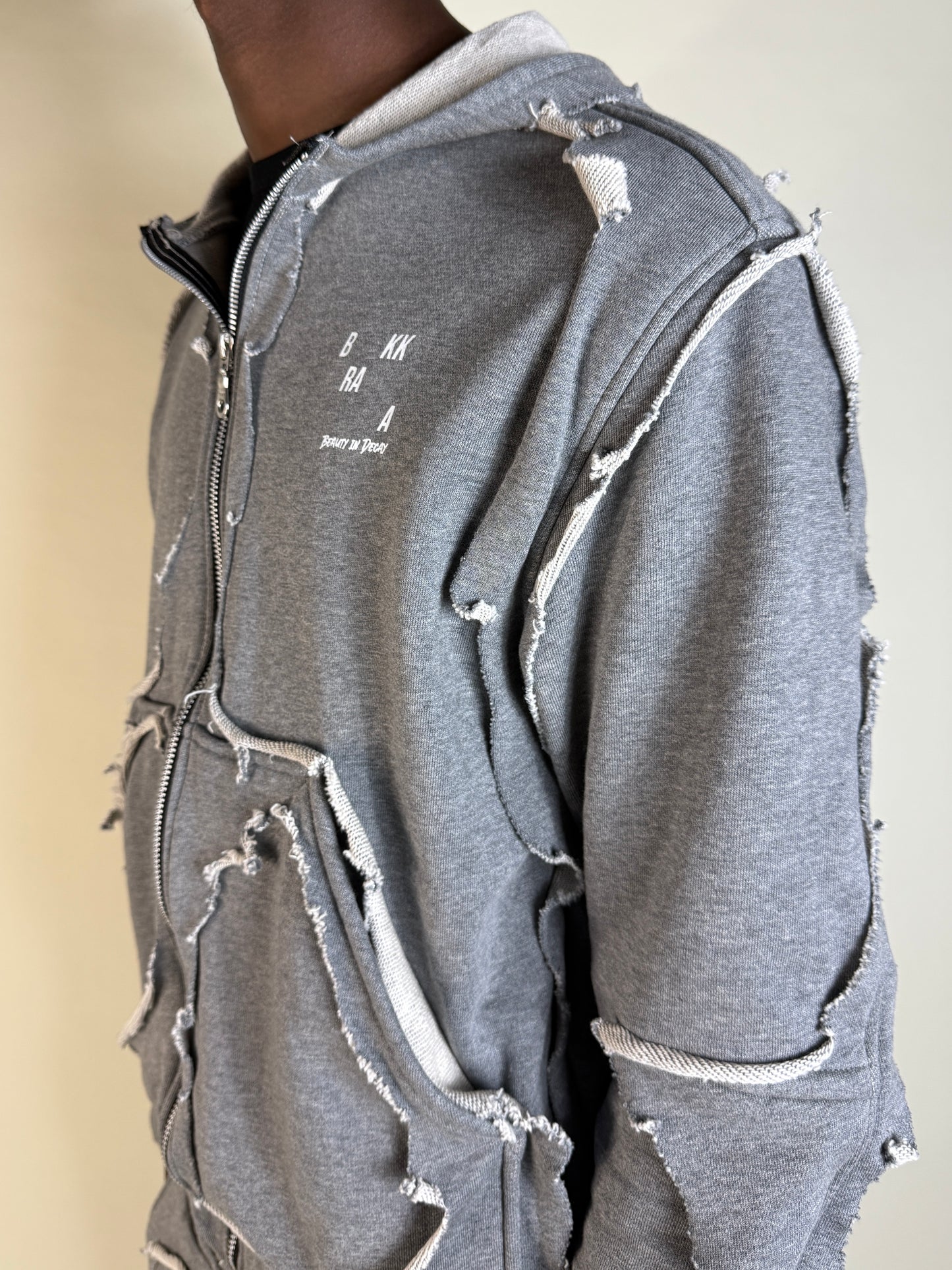 Cut-out hooded zipup