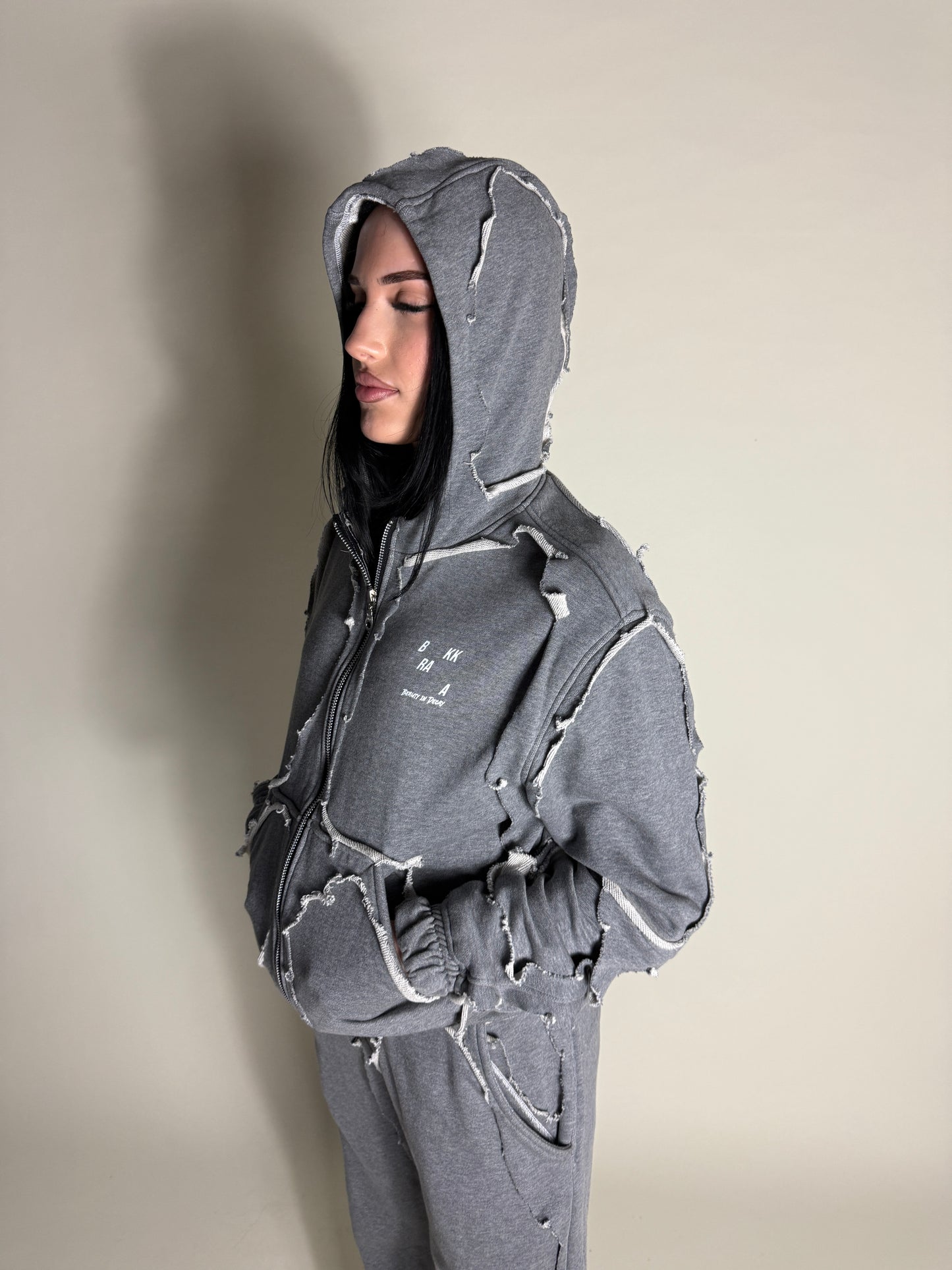 Cut-out hooded zipup