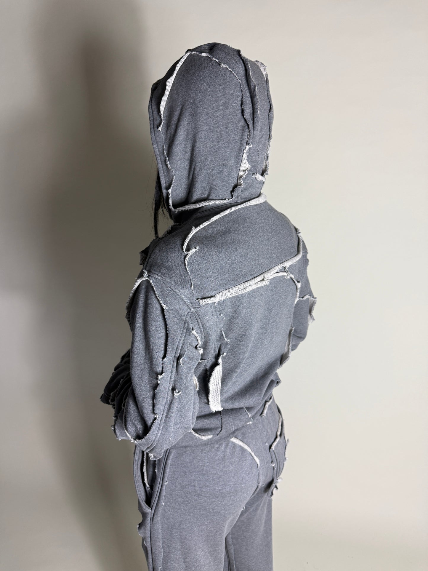 Cut-out hooded zipup