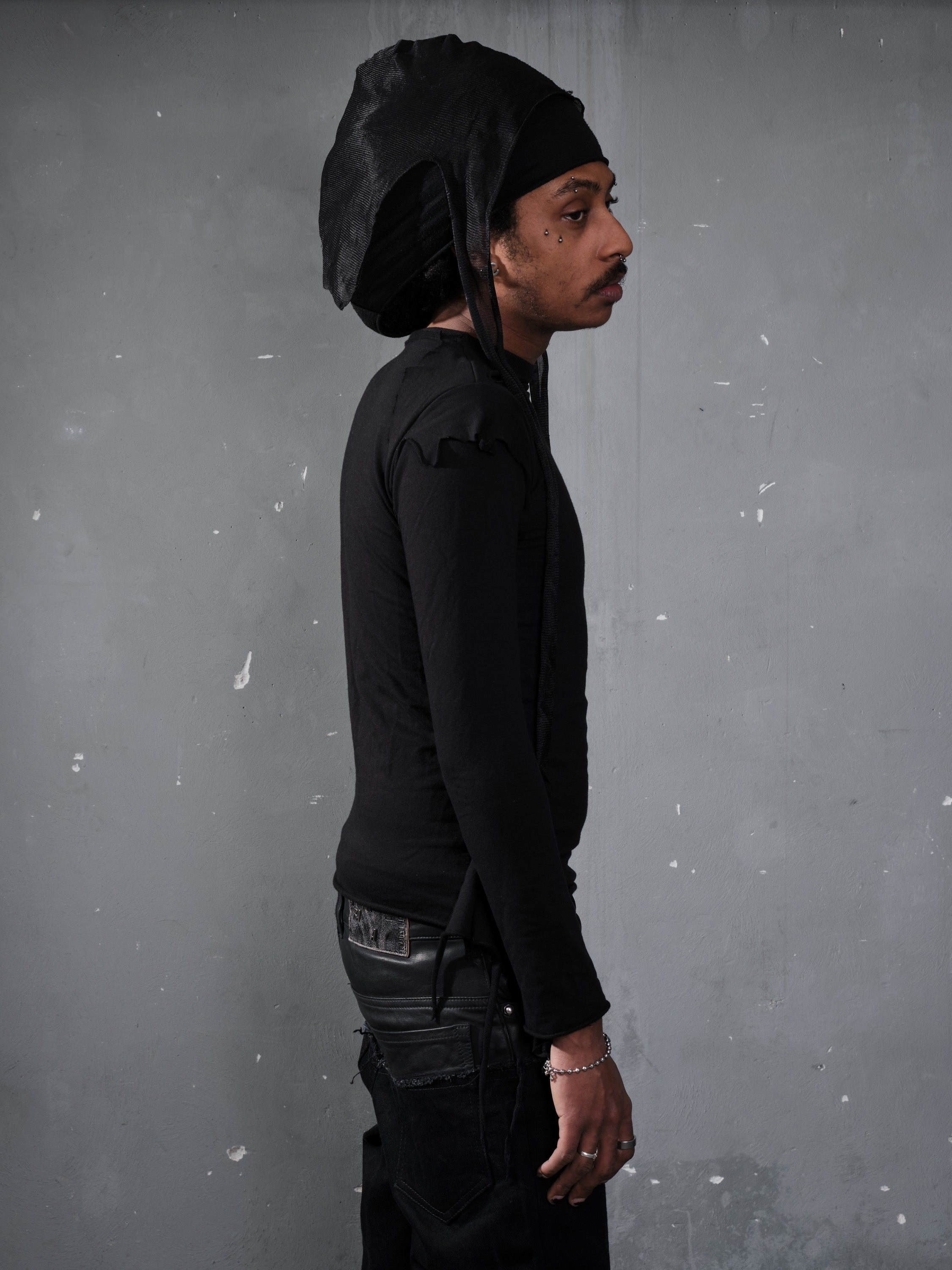 Decay fitted longsleeve