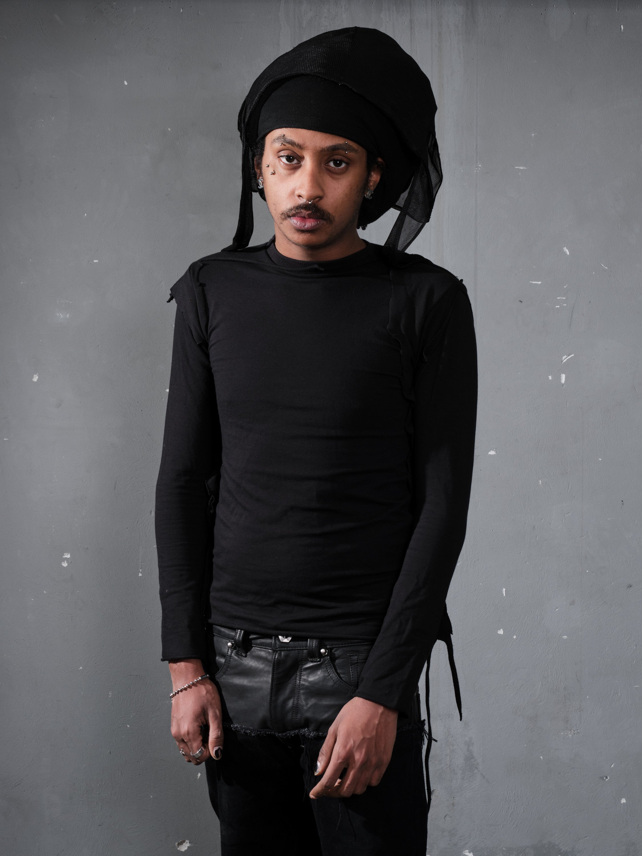 Decay fitted longsleeve