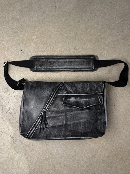 Diagonal zipper bag m v2