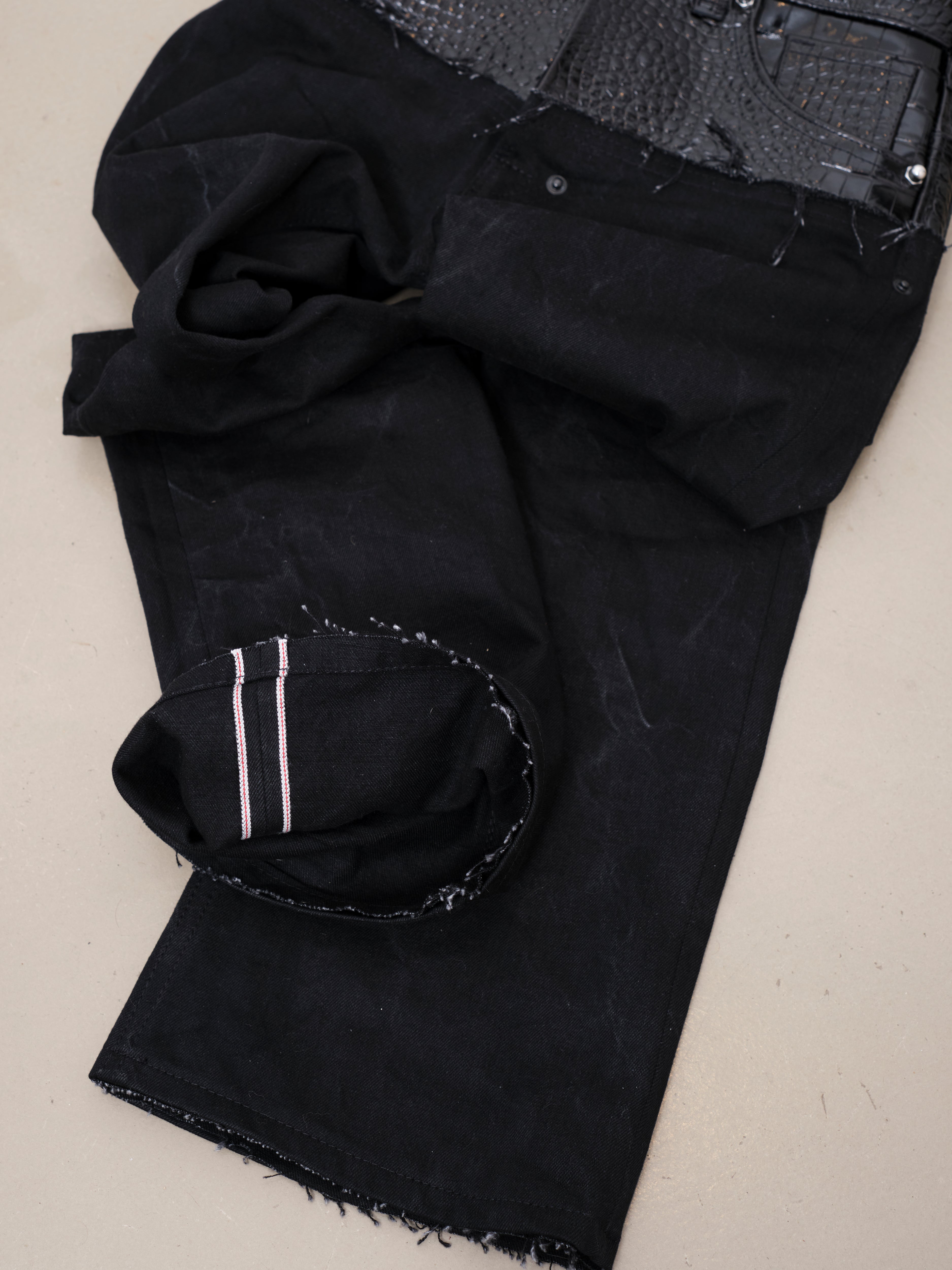 DENIM EVERGLADES CON ACABADO EN CUERO