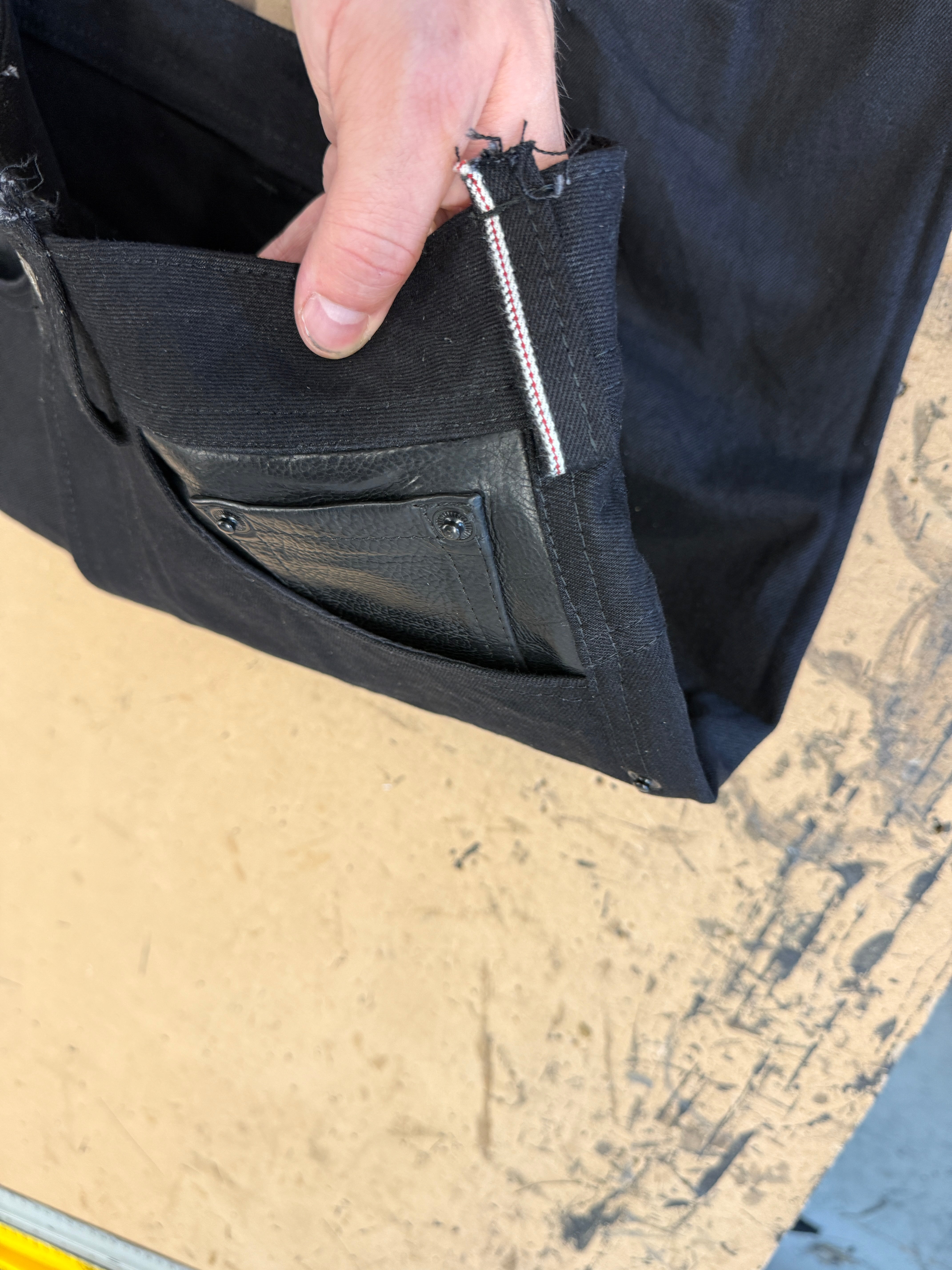 COBRA BLACK DENIM REGULAR